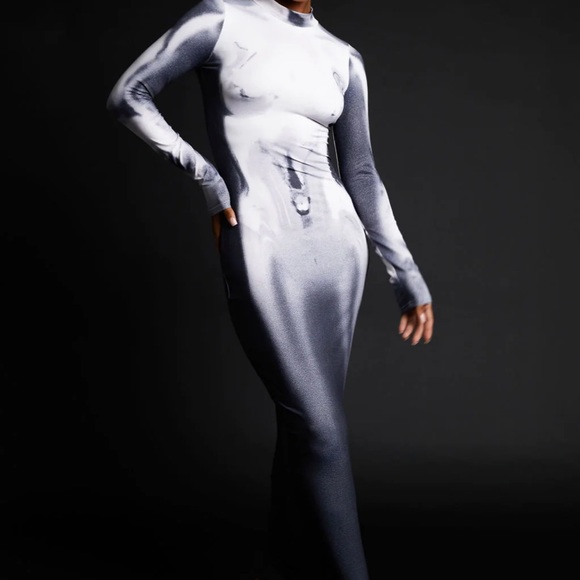 MURCI maxi dress in Android - Picture 3 of 3